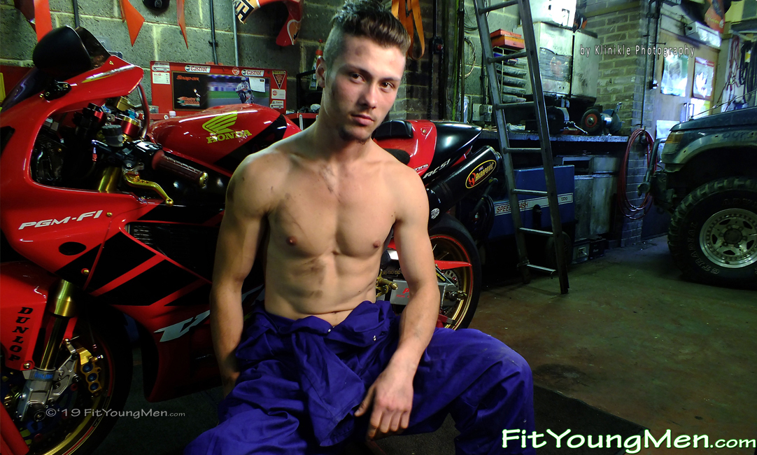 Fit Young Men: Model Mario - Athletic Young Stud Mario Shows off his Ripped Body on a Walk and at the Car Garage
