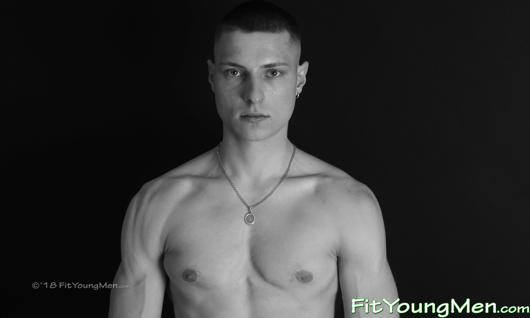 Fit Young Men: Model Regan Dudley - Gym - Body Weight Exercise Expert Regan Shows his Fine Physique!