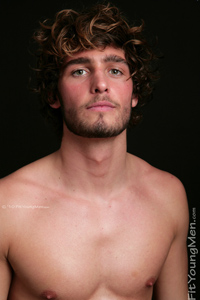 Fit Young Men: Alex Beach
