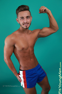Fit Young Men Model Connor Hunter Naked Gym