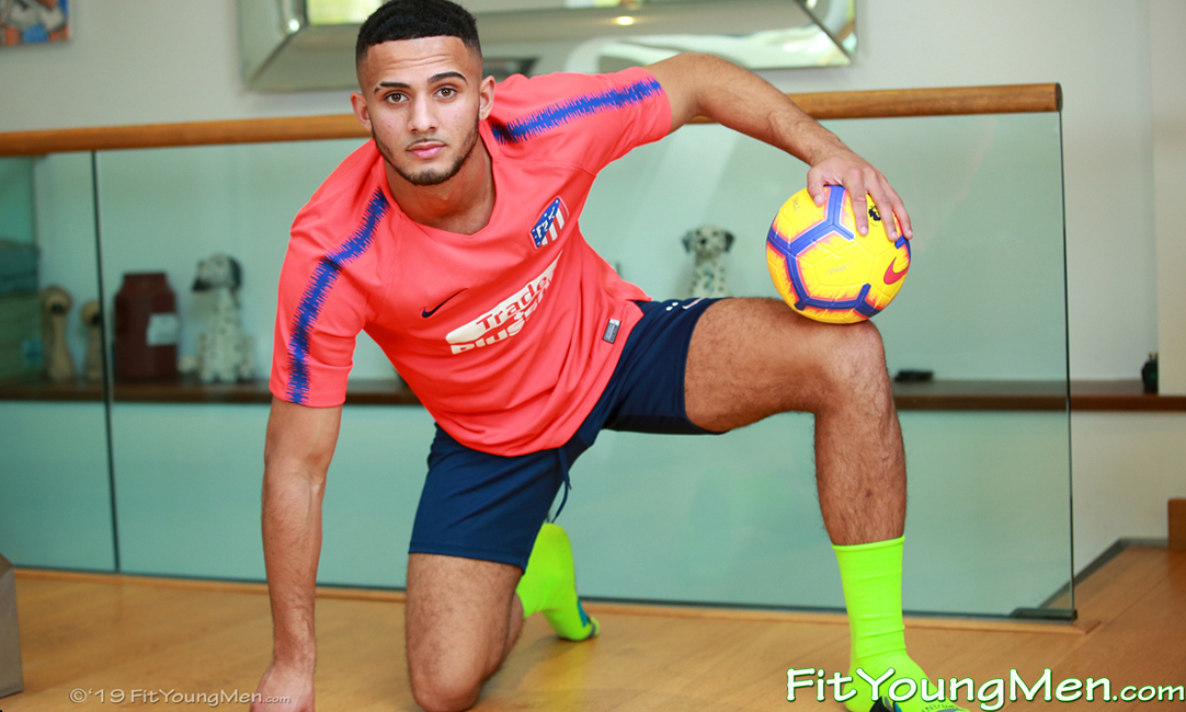 Fit Young Men: Model Trent Arnold - Footballer - Young & Athletic Trent Shows off his Footballers Body