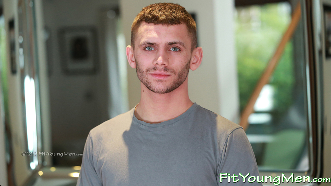 Fit Young Men: Model Hamilton Ross - Gym - Straight Young Lad Hamilton Shows off his Toned Physique!