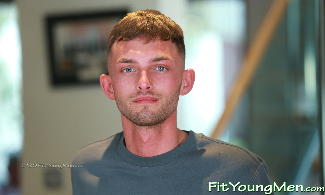 Fit Young Men: Model Taylor Sargent  - Gym - Young Slim & Toned Lad Shows off his Defined Body! 