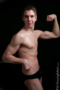 Fit Young Men Model Aaron Read Naked Body Builder