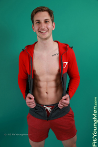 Fit Young Men: Brooklyn Roberts