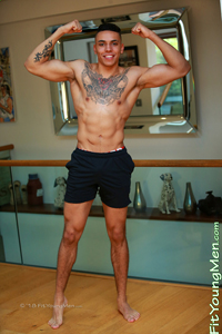 Fit Young Men Model Brandon McManus Naked Personal Trainer