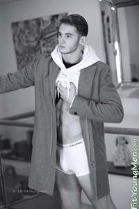 Fit Young Men Model Calvin Bugg Naked Gym