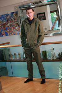 Fit Young Men Model Leighton Kent Naked Gym